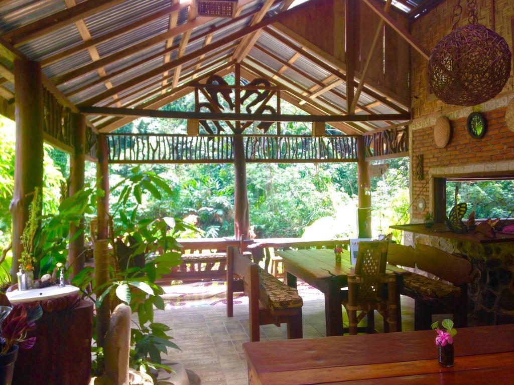 Kupu Kupu Garden Guest House & Cafe Bukit Lawang Bagian luar foto