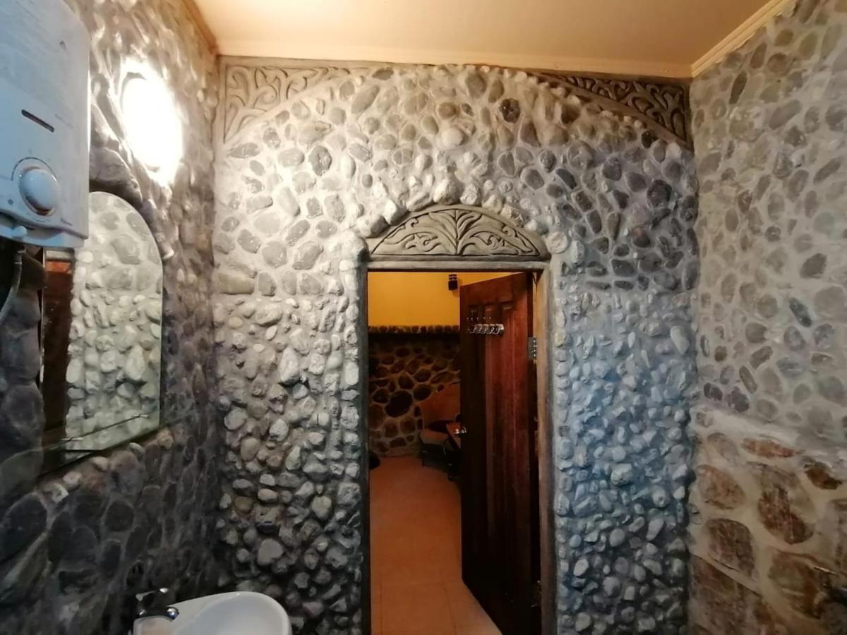 Kupu Kupu Garden Guest House & Cafe Bukit Lawang Bagian luar foto